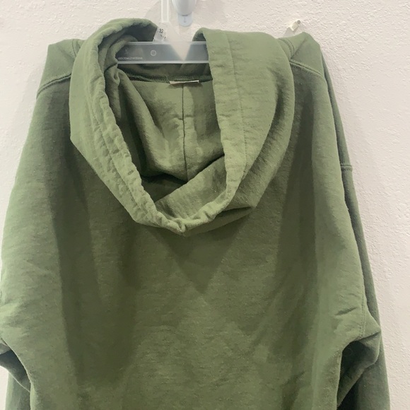 Hoodie sweater size medium olive color - Picture 4 of 4